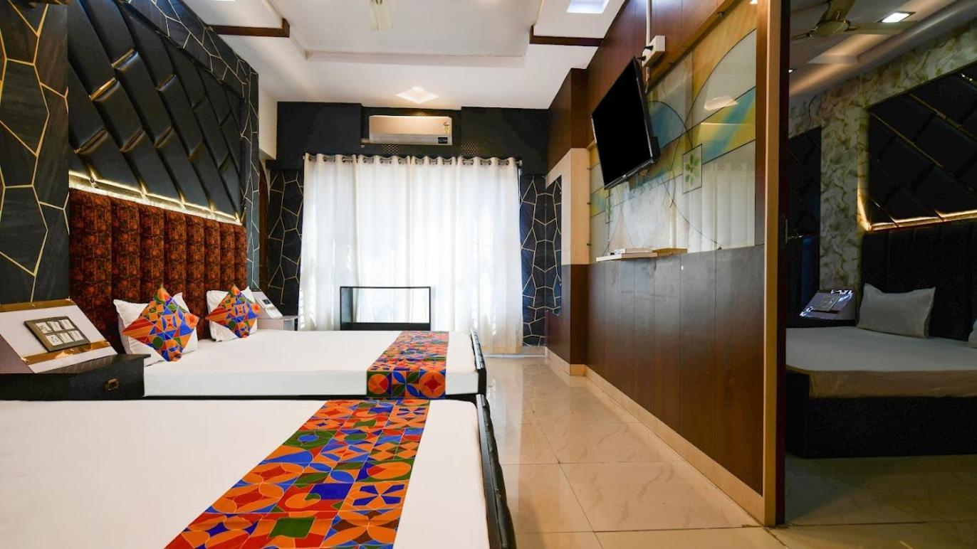 Hotel Mark Ujjain Εξωτερικό φωτογραφία